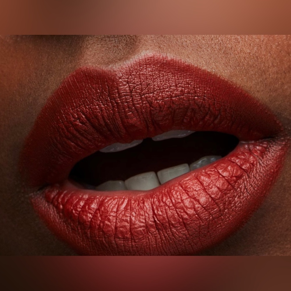 MAC Cosmetics Matte Lipstick - Picture 4 of 7